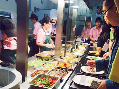 寮步餐飲服務(wù)公司 承包飯?zhí)霉?提供營養(yǎng)衛(wèi)生經(jīng)濟(jì)實惠快餐配送